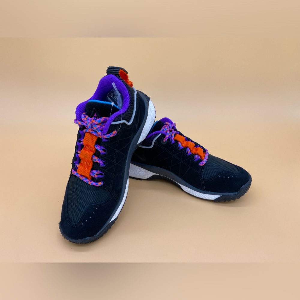 NIKE ACG DOG MOUNTAIN BLACK HYPER GRAPE